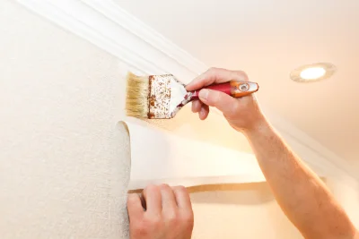 Pose de papier peint à Culhat — revêtements muraux et toiles de verre